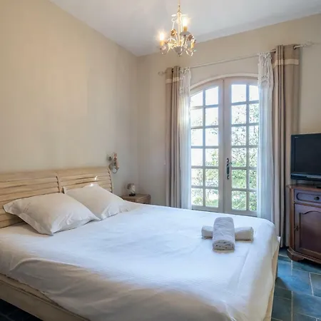 Propriete En Bord De Mer Avec Piscine Exceptionnelle Saint-Cyr-sur-Mer